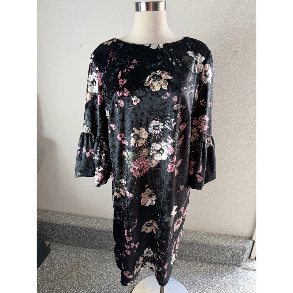 NEW Chicos Womens Large Crushed Velvet Floral Shift Dress Ruffle Bell Sleeve